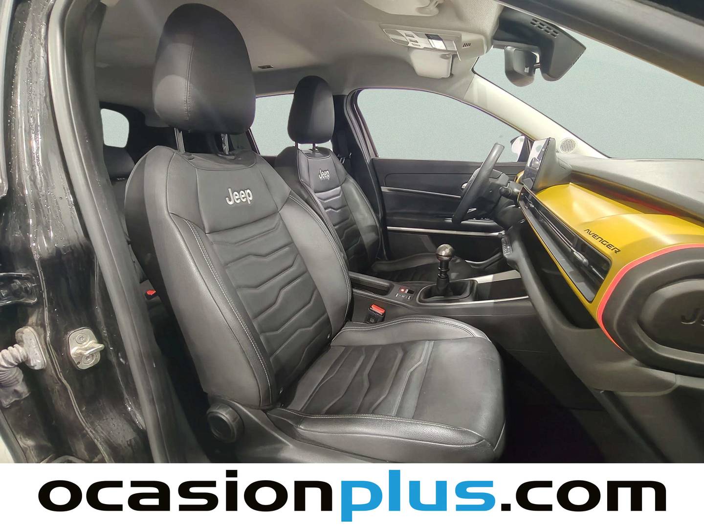 Foto Jeep Avenger Jeep Avenger 1.2 G Summit (100 CV)