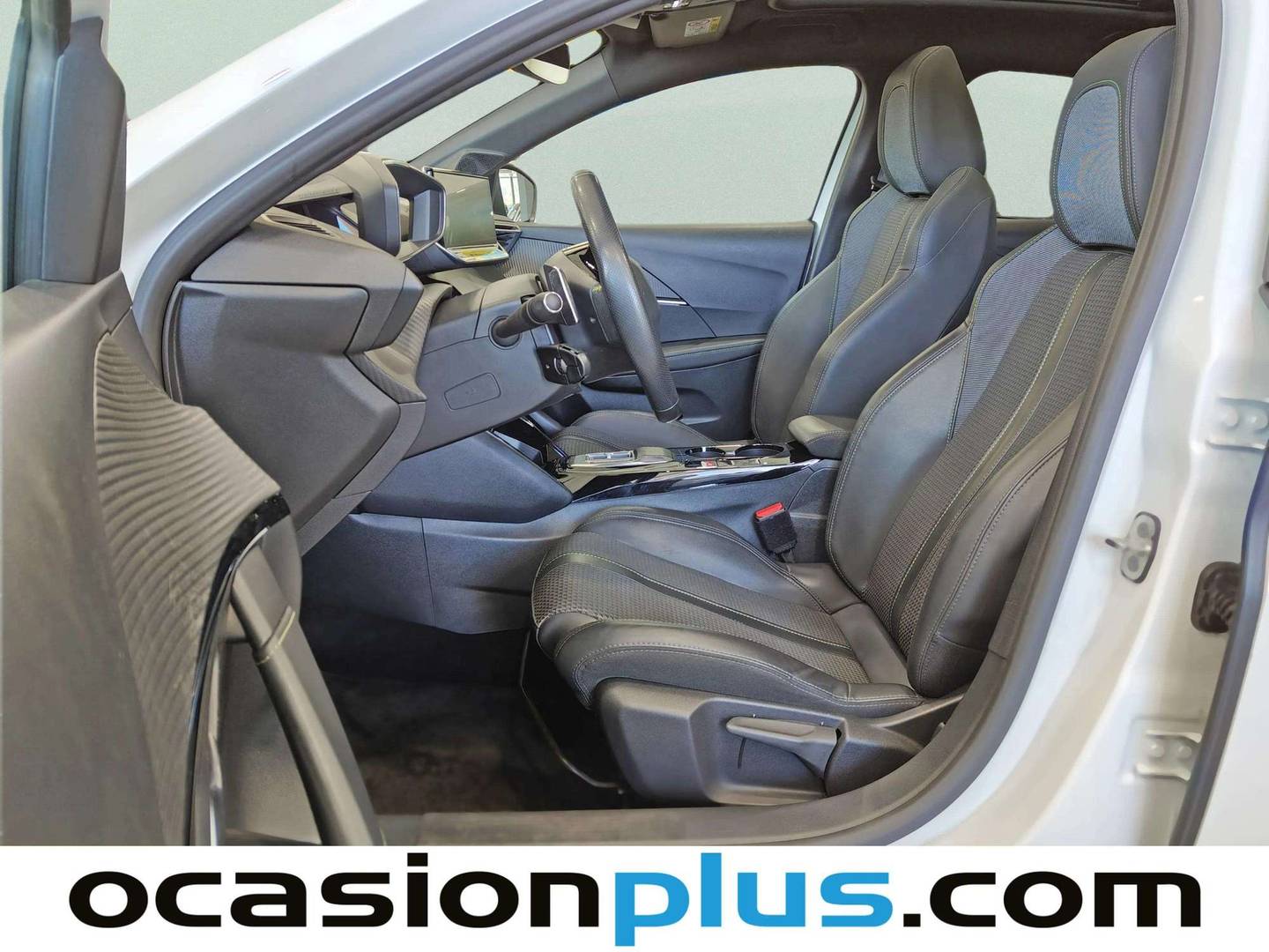 Foto asientos delanteros Peugeot 208 Peugeot 208 PureTech 130 GT EAT8 (130 CV)