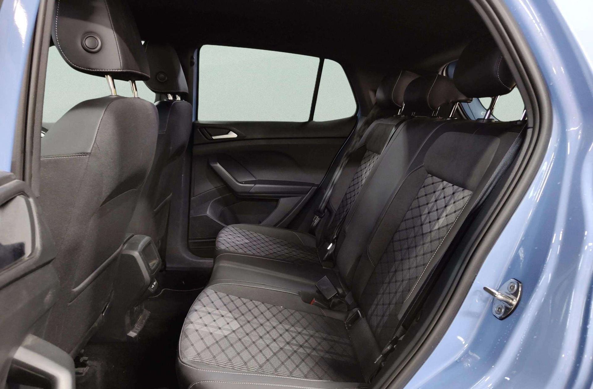 Volkswagen T-Cross R-Line 1.0 TSI DSG - foto 18