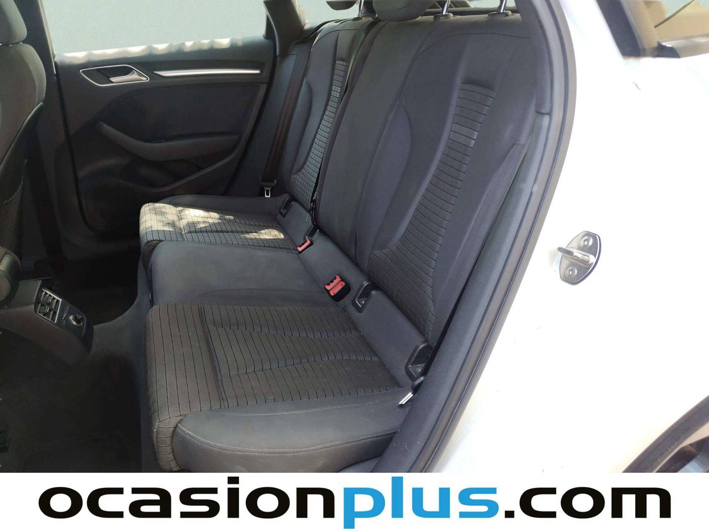 Foto asientos traseros Audi A3 Audi A3 Sportback S line edition 2.0 TDI (150 CV) S tronic