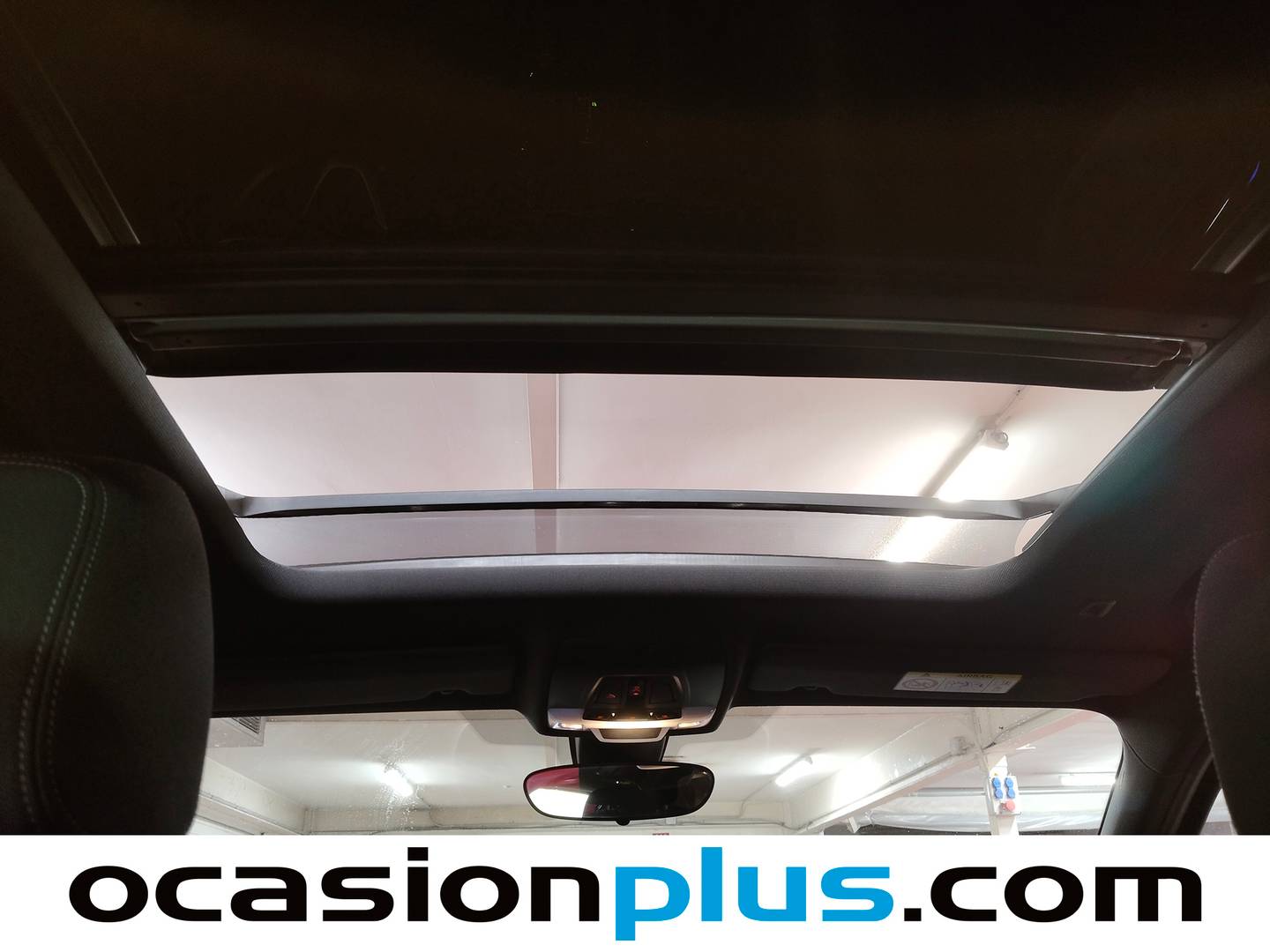 Extras y acabados del BMW X2 BMW X2 sDrive18i (140 CV)