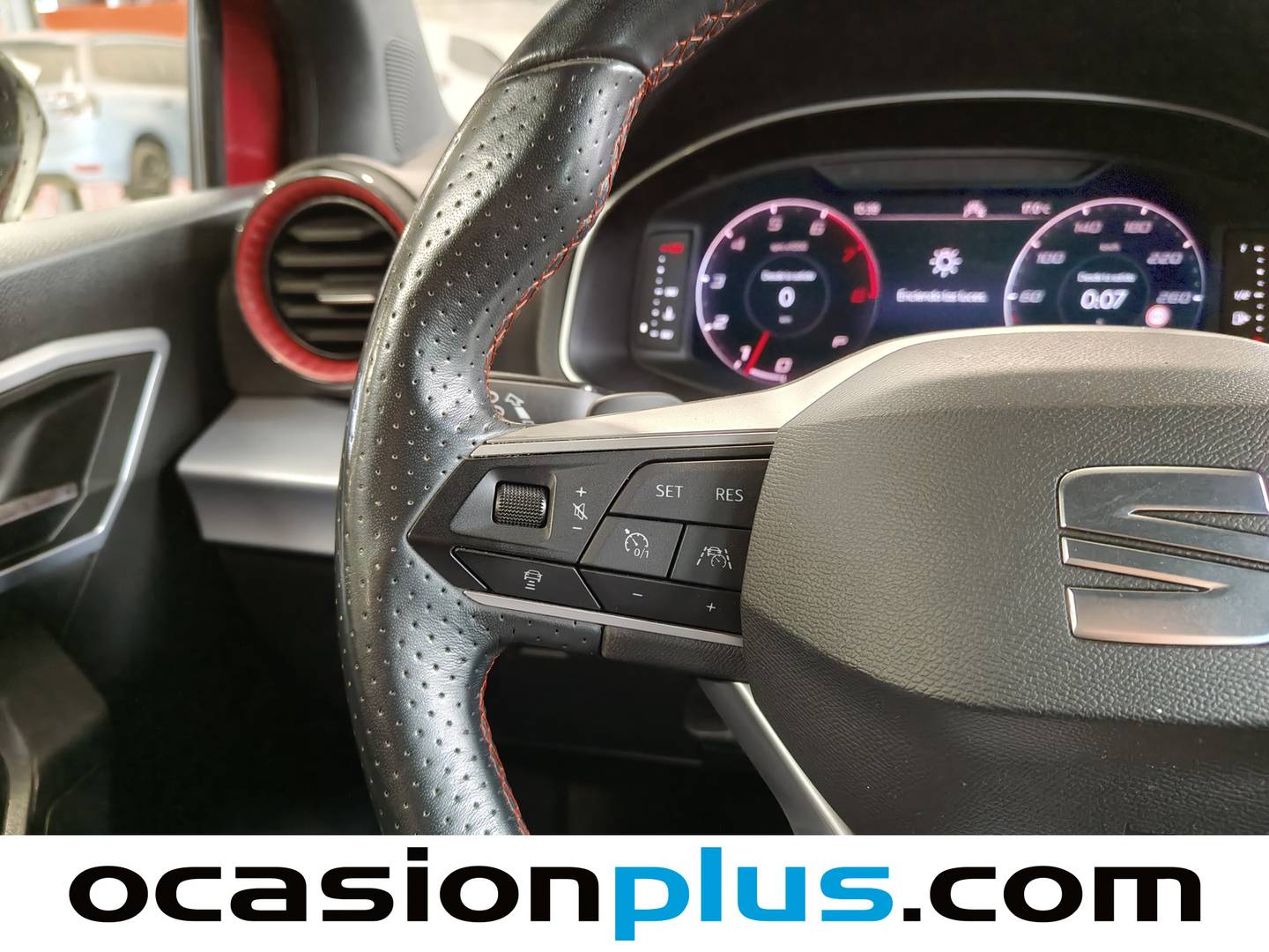 Foto Seat Arona SEAT Arona 1.5 TSI S&S FR XL DSG (150 CV)