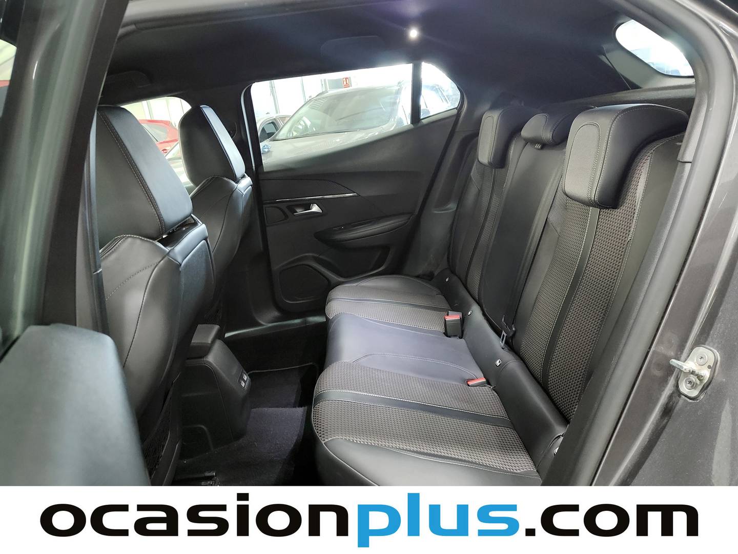 Foto asientos traseros Peugeot 2008 Peugeot 2008 PureTech 130 S&S GT (130 CV)