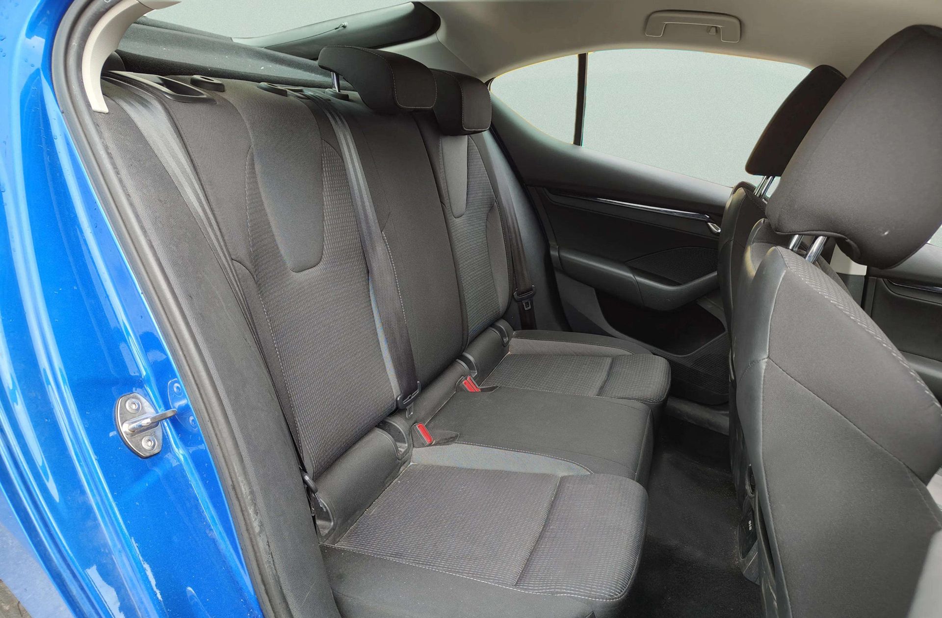 Škoda Octavia 2.0 TDI Ambition - foto 16
