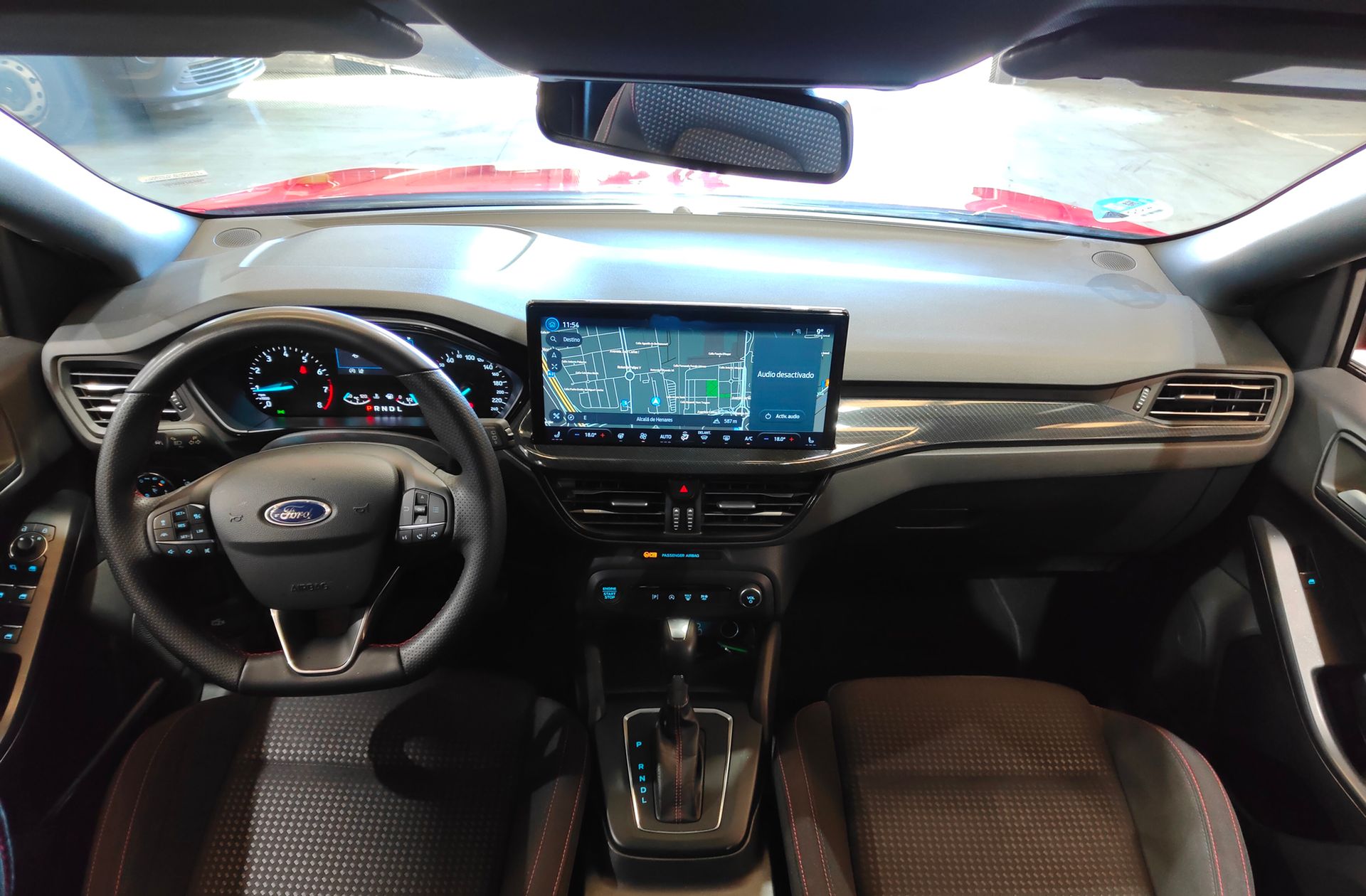 Ford Focus SportBreak 1.0 EcoBoost MHEV ST-Line - foto 6