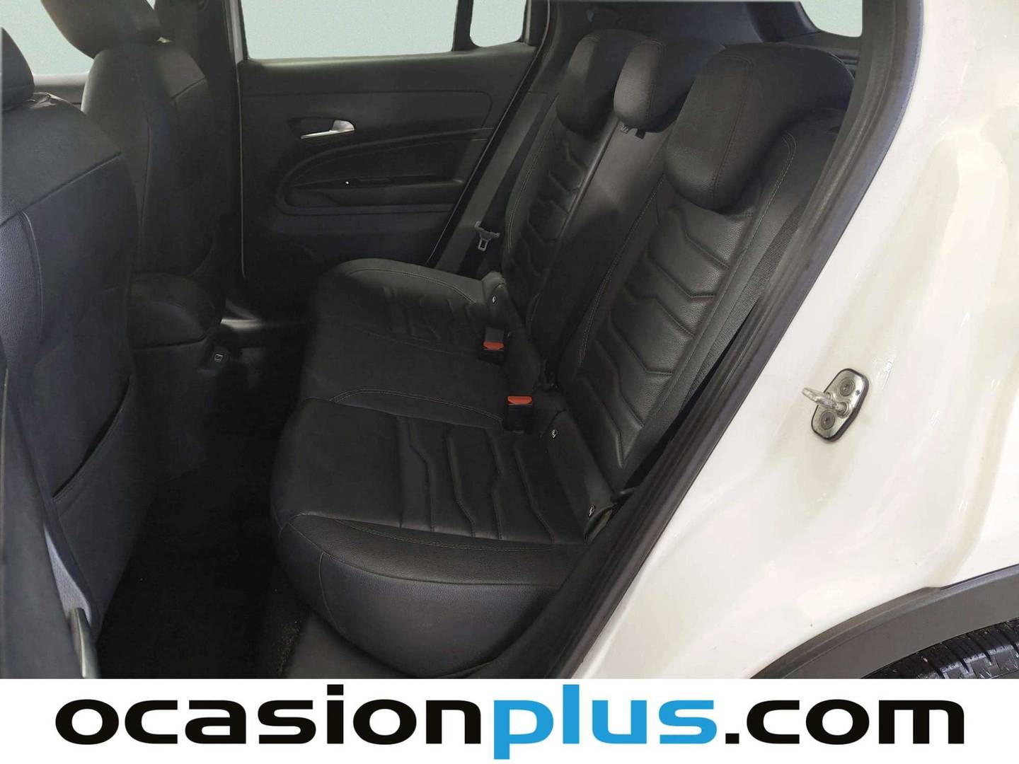 Foto Jeep Avenger Jeep Avenger 1.2 G Summit 74 kW (100 CV)