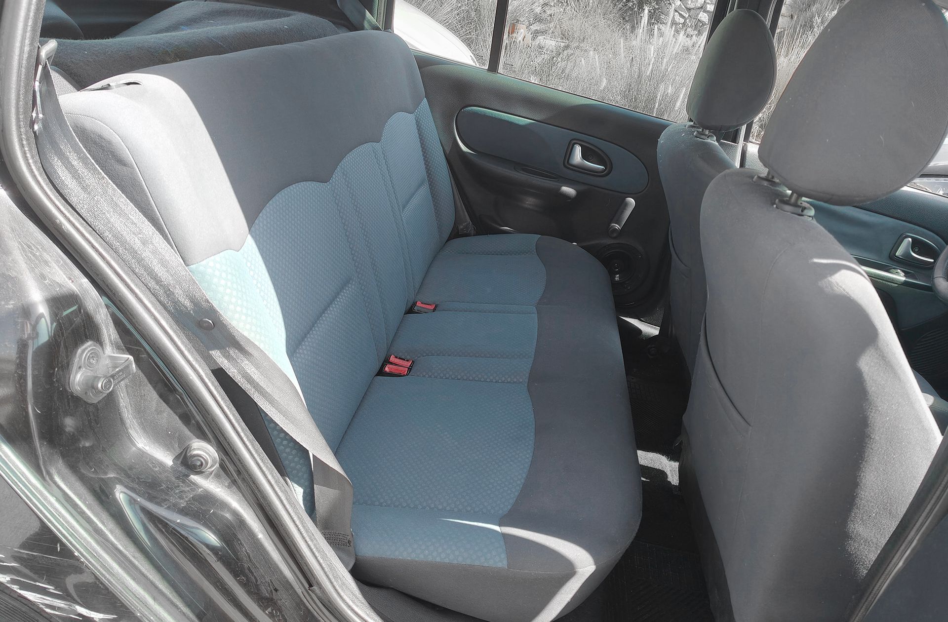 Renault Clio 1.5 dCi Community 5 plazas - foto 13