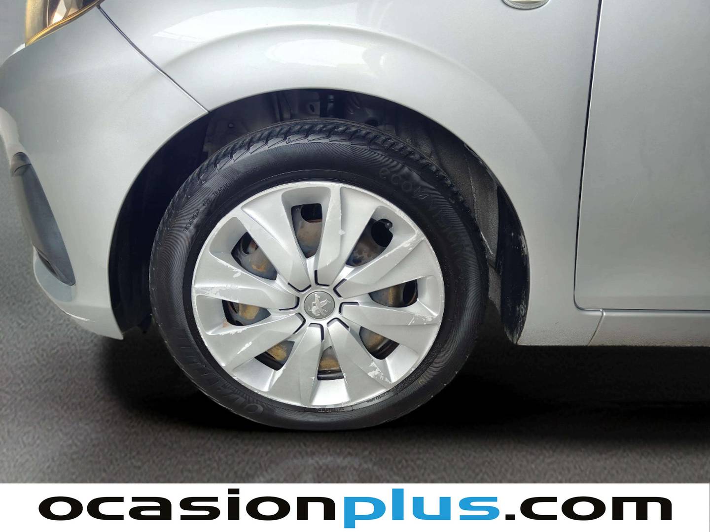 Peugeot 108 Peugeot 108 1.2 PureTech Active (82 CV) gasolina