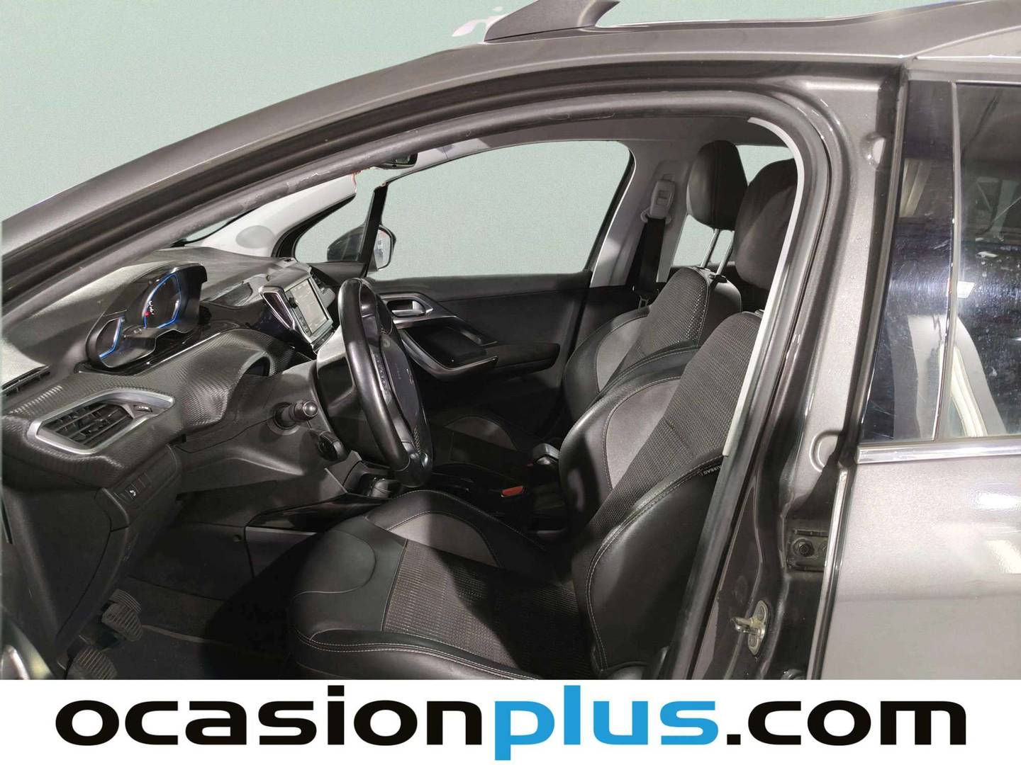 Foto asientos delanteros Peugeot 2008 Peugeot 2008 BlueHDi 100 Allure (100 CV)