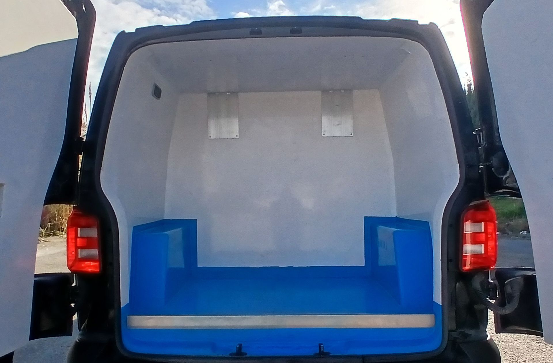 Volkswagen Transporter Mixto Batalla Corta TN 2.0 TDI BMT Isotermo 5 plazas - foto 13
