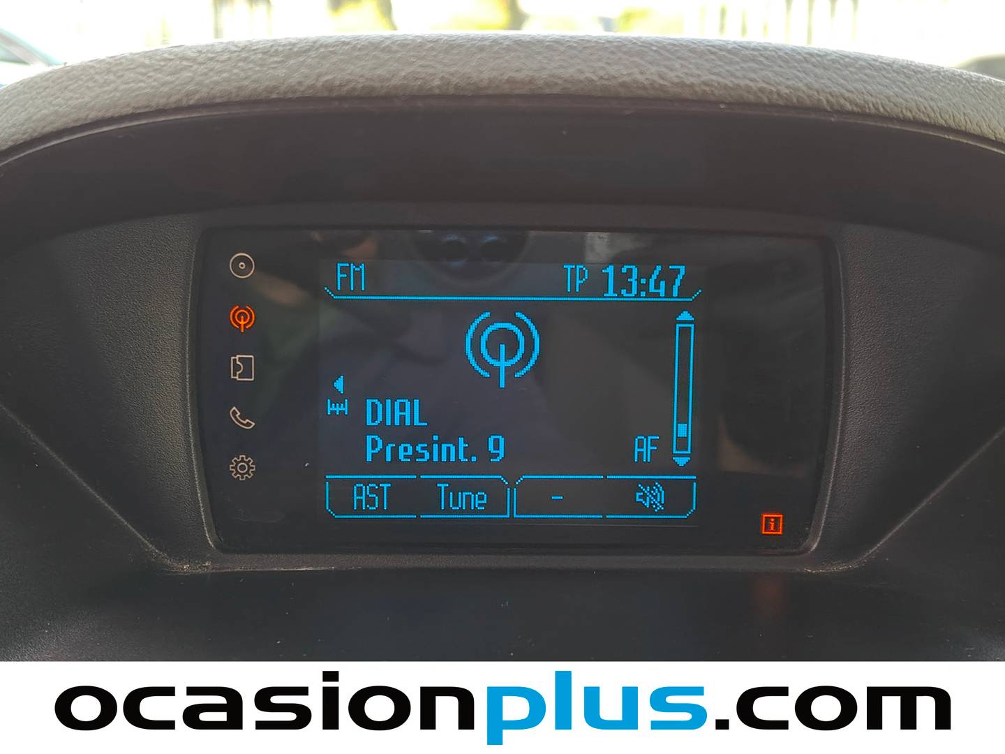 Extras del Ford Tourneo Courier Ford Tourneo Courier 1.0 EcoBoost Titanium (100 CV)