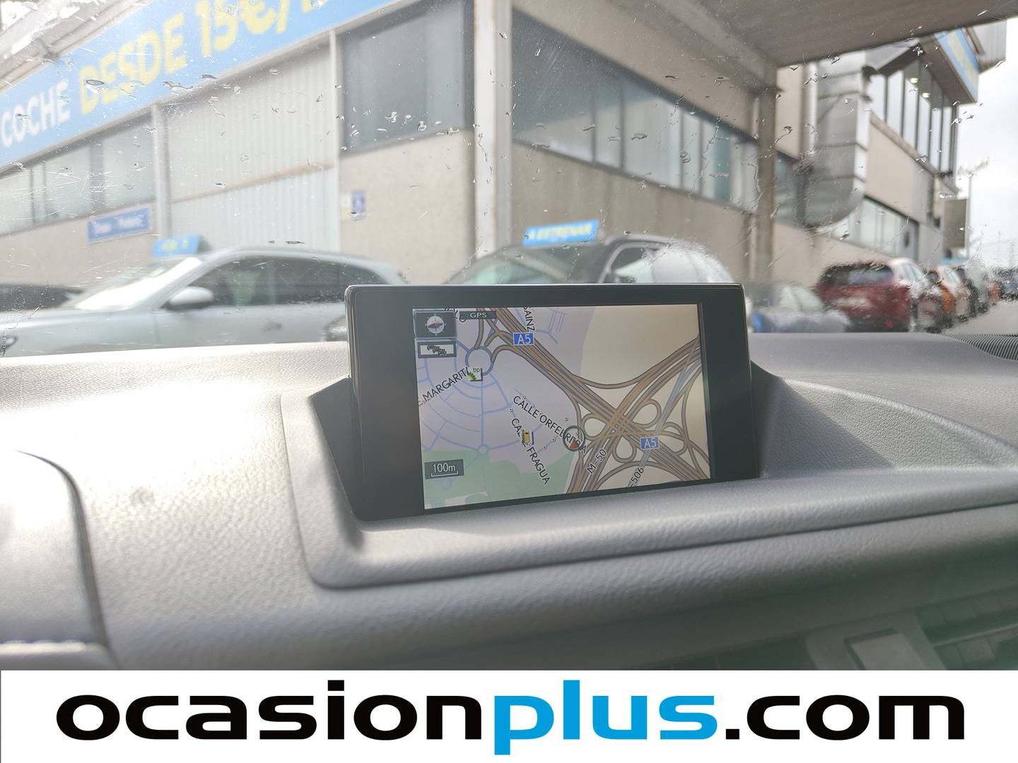 Extras y acabados del Lexus CT Lexus CT 200h Business (136 CV)