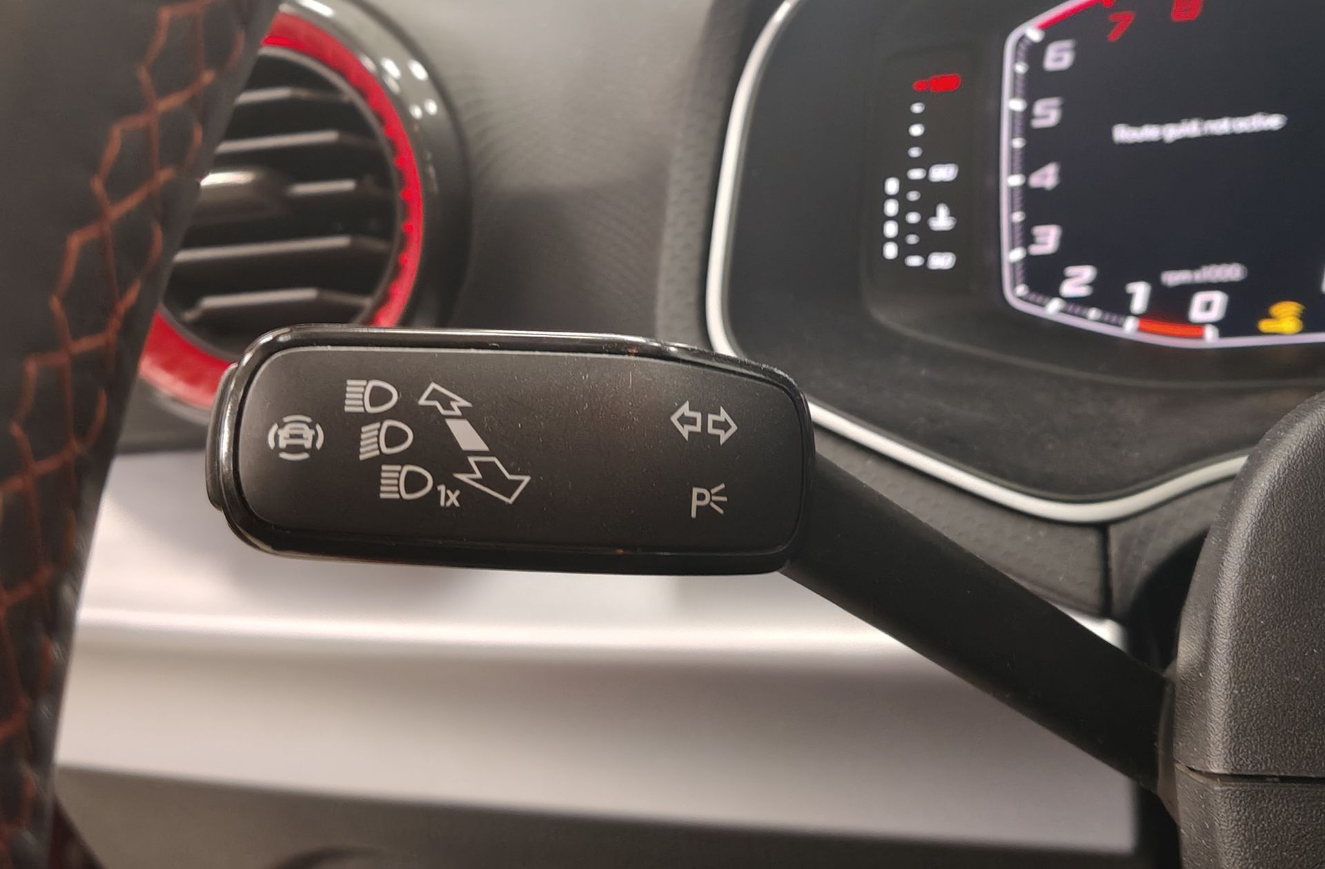 SEAT Ibiza 1.5 TSI FR XS DSG - foto 24
