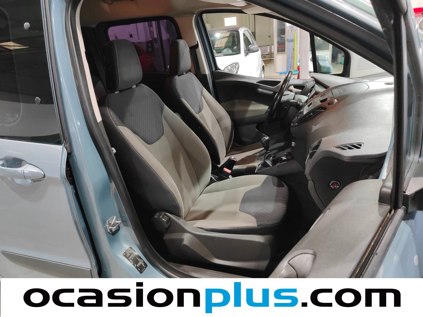 Foto Ford Transit Courier Ford Transit Courier Kombi 1.5 TDCi Trend (100 CV)