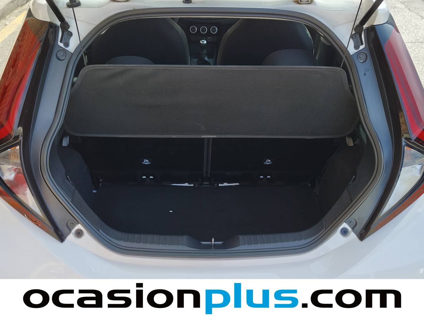 Foto Toyota Aygo X Cross Toyota Aygo X Cross 1.0 VVT-I Play (72 CV)