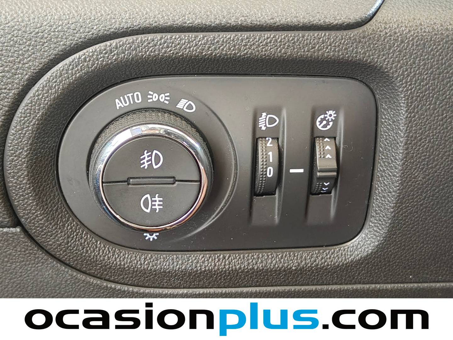 Equipamiento del Opel Grandland X Opel Grandland X 1.5 CDTi S&S Selective  (130 CV)