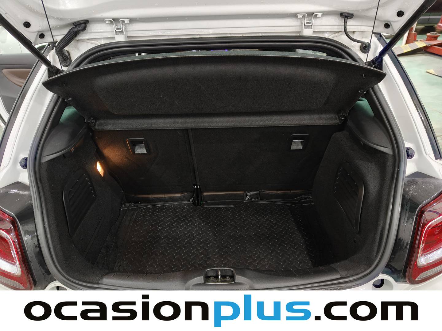 Foto DS DS 3 DS DS3 1.2 PureTech S&S Sport (130 CV)