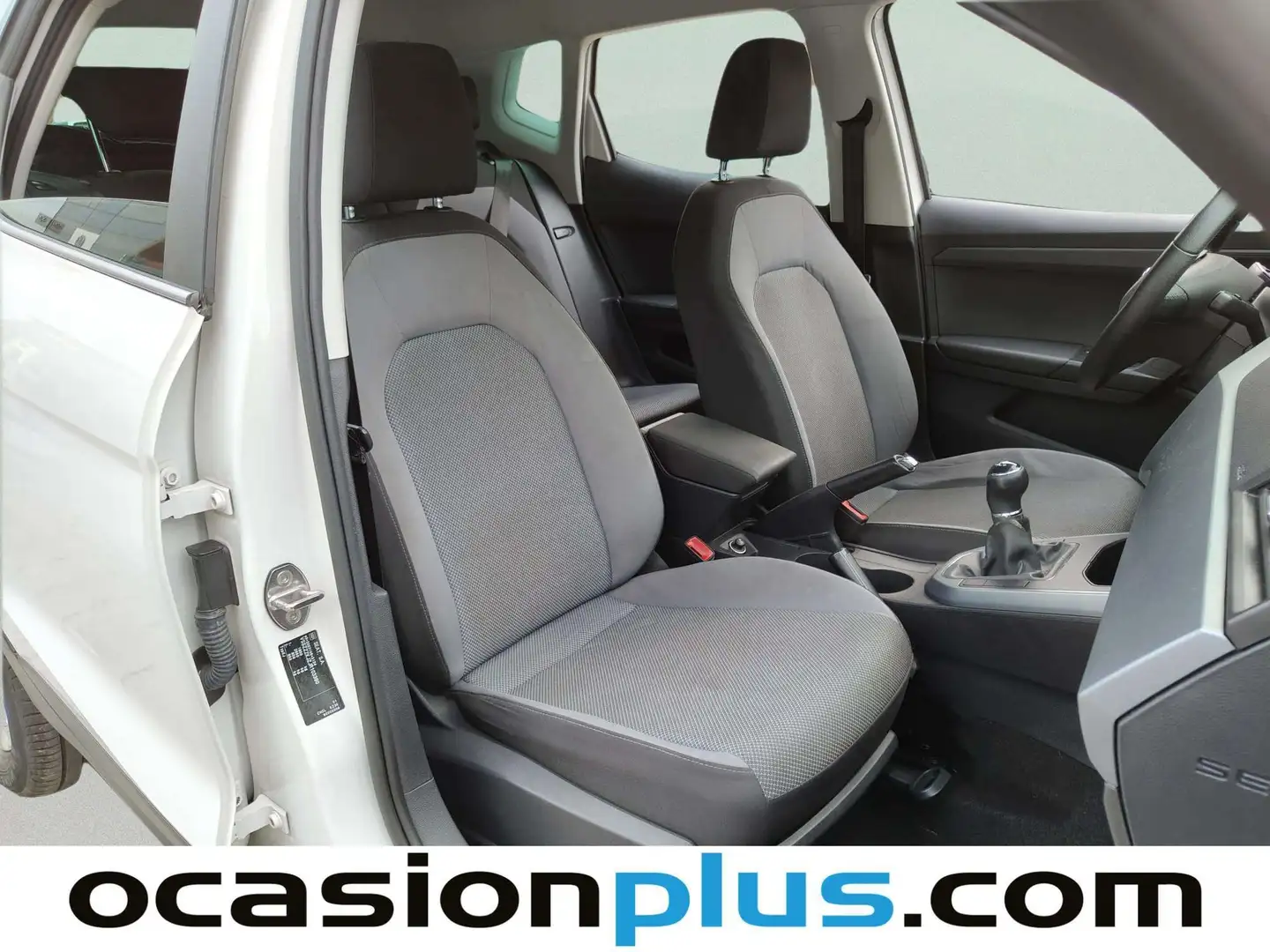 Foto Seat Arona SEAT Arona 1.0 TSI Style Go2 (110 CV)