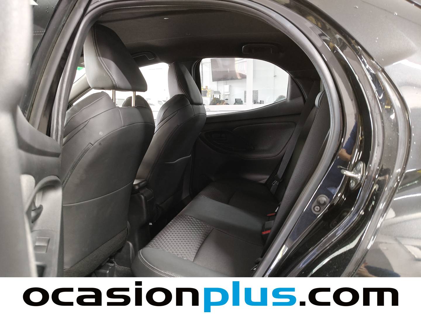 Foto asientos traseros Toyota Yaris Toyota Yaris 120H Style (116 CV)