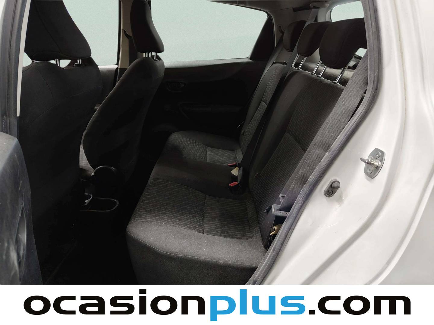 Foto asientos traseros Toyota Yaris Toyota Yaris 1.0 Active  (69 CV)