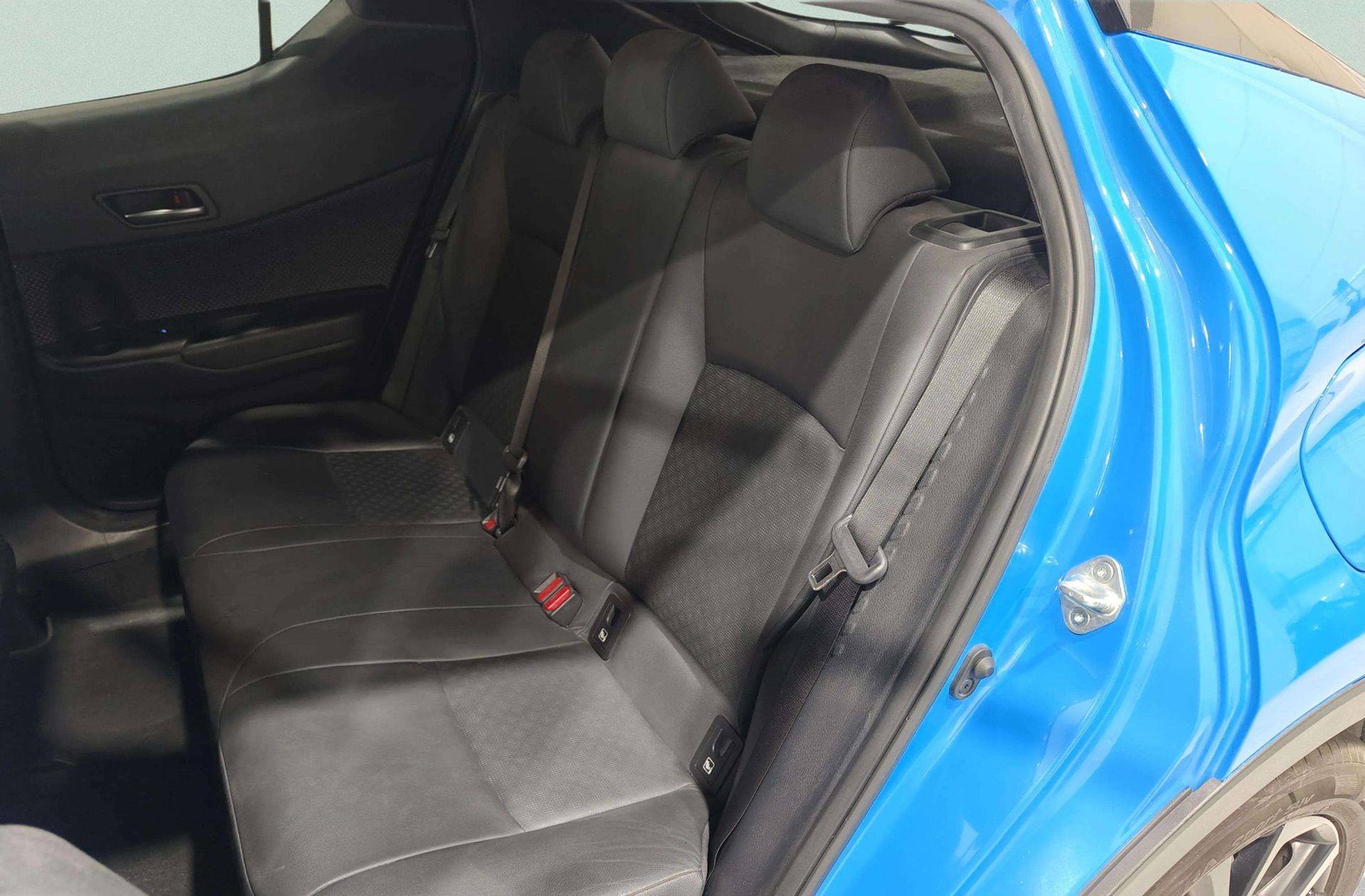 Toyota C-HR 1.8 125H Dynamic Plus - foto 14