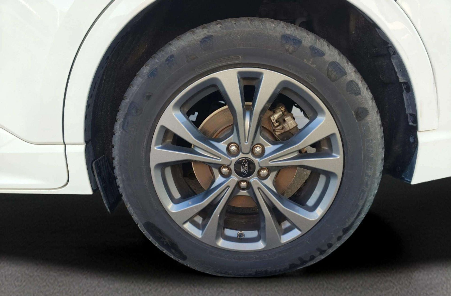 Ford Kuga 1.5 EcoBlue ST-Line - foto 37