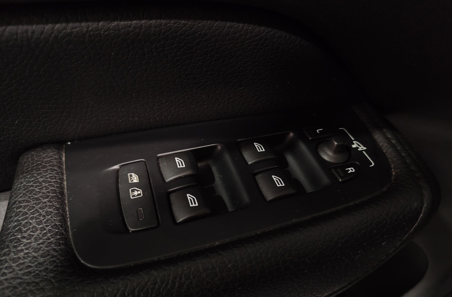 Volvo XC60 B4 D Inscription - foto 45