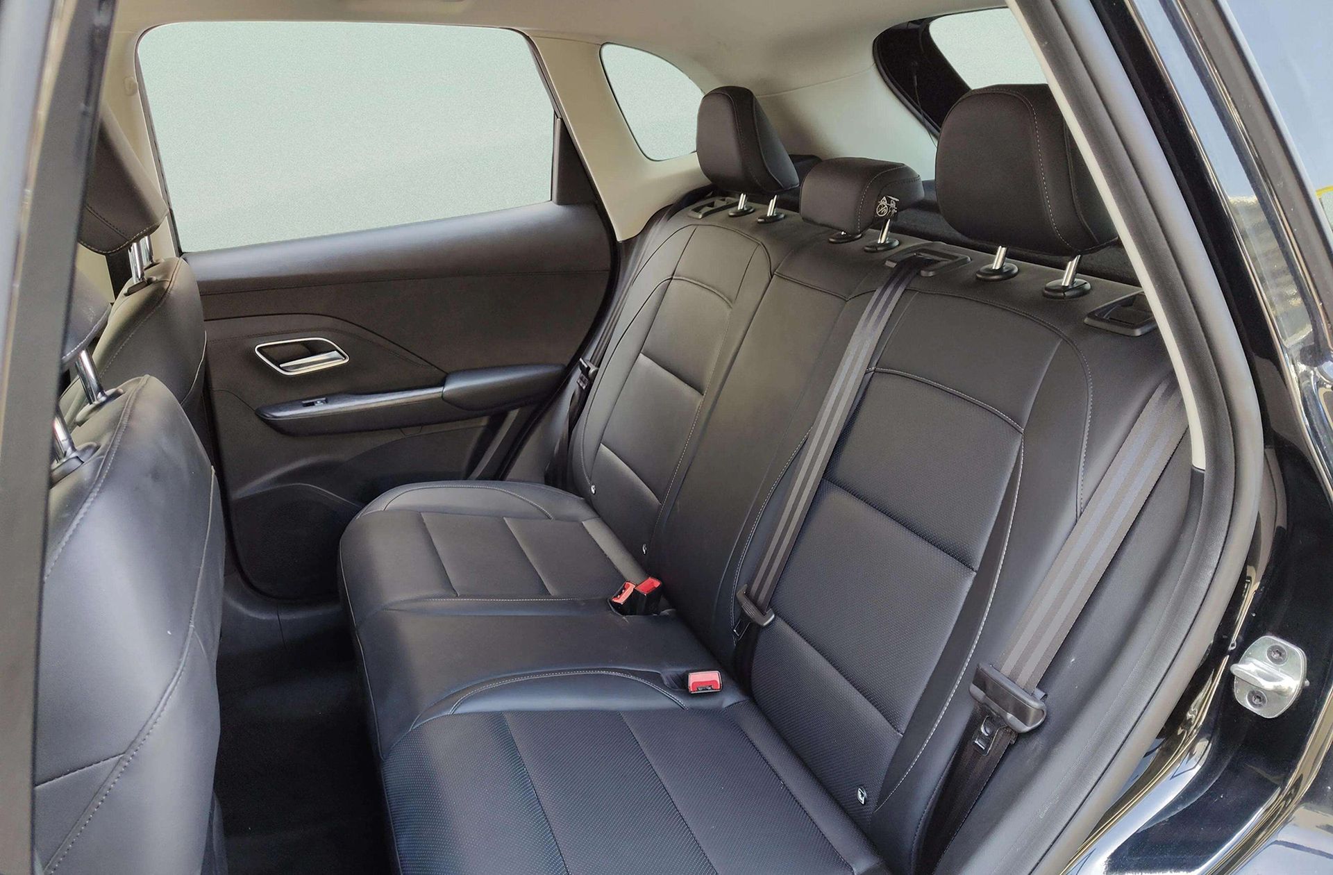 MG ZS 1.5 Hybrid+ Luxury - foto 14