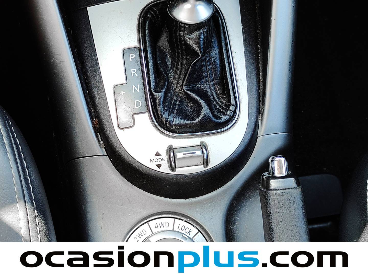 Extras y acabados del Citroën C-Crosser Citroën C-Crosser 2.2 HDI Exclusive DCS (156 CV) 7 Plazas