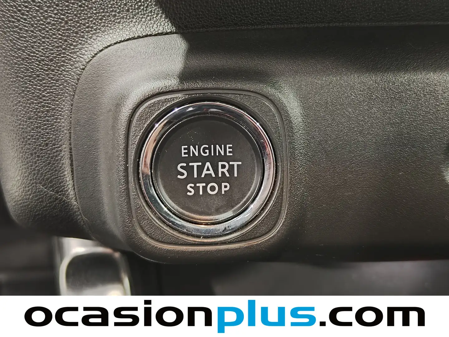 Foto Citroën C3 Aircross Citroen C3 Aircross PureTech 130 Shine Pack EAT6 (131 CV)