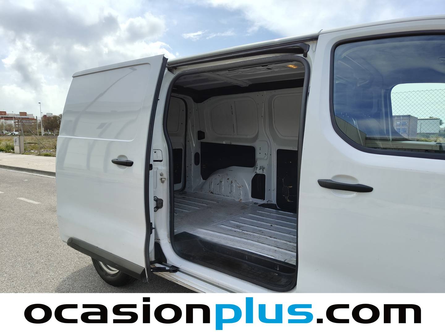 Fotos maletero Citroën Jumpy Citroen Jumpy Furgon BlueHDi 100 Talla M  (102 CV)