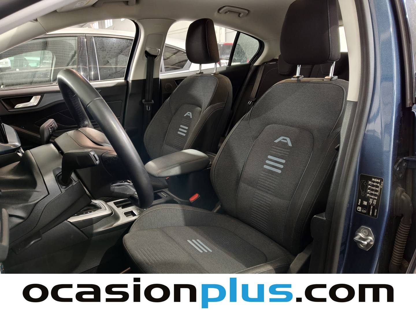 Foto asientos delanteros Ford Focus Ford Focus 1.0 Ecoboost MHEV Active Auto (155 CV)