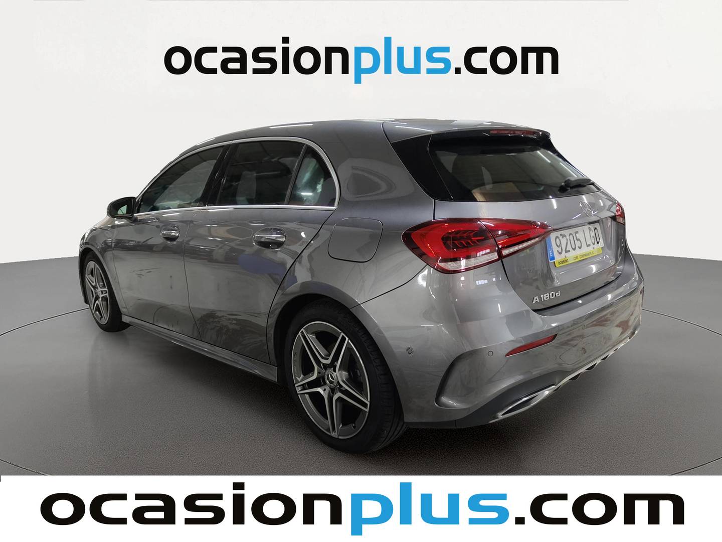 Foto trasera Mercedes Clase A Mercedes Clase A 180 d (116 CV) Pack AMG izquierda