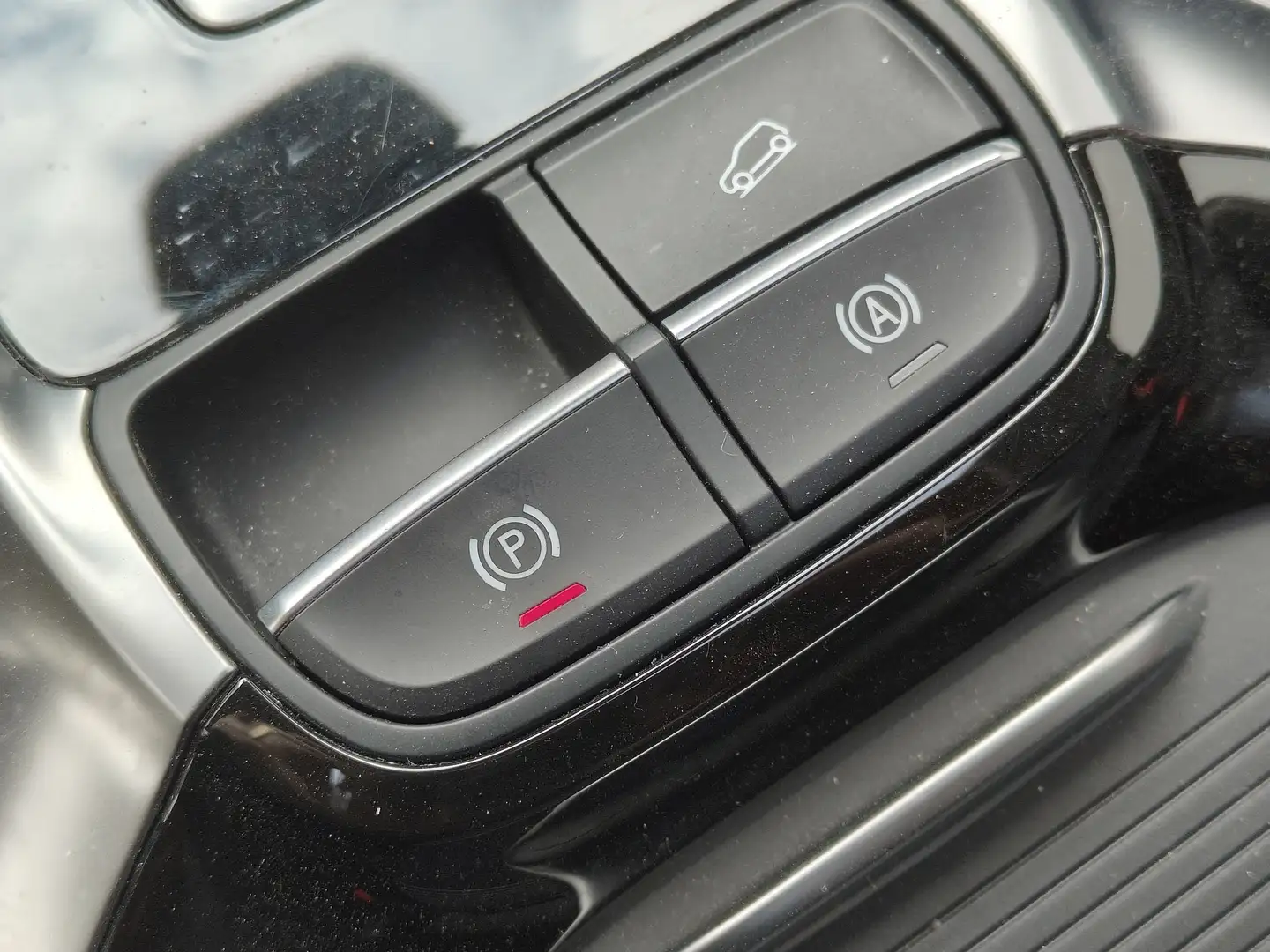 Foto MG HS MG eHS 1.5 T-GDI PHEV Luxury (258 CV)