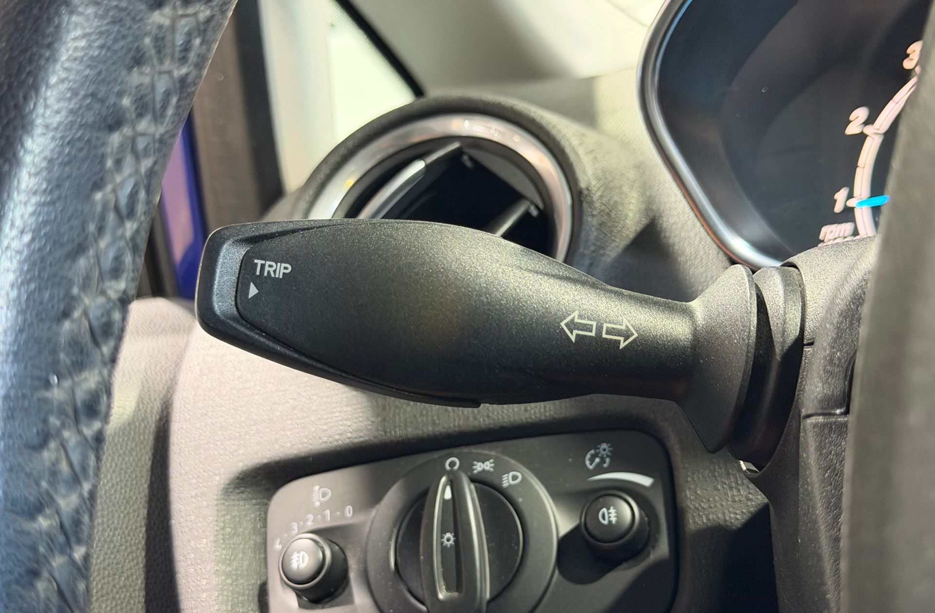 Ford Fiesta 1.0 EcoBoost Trend - foto 20