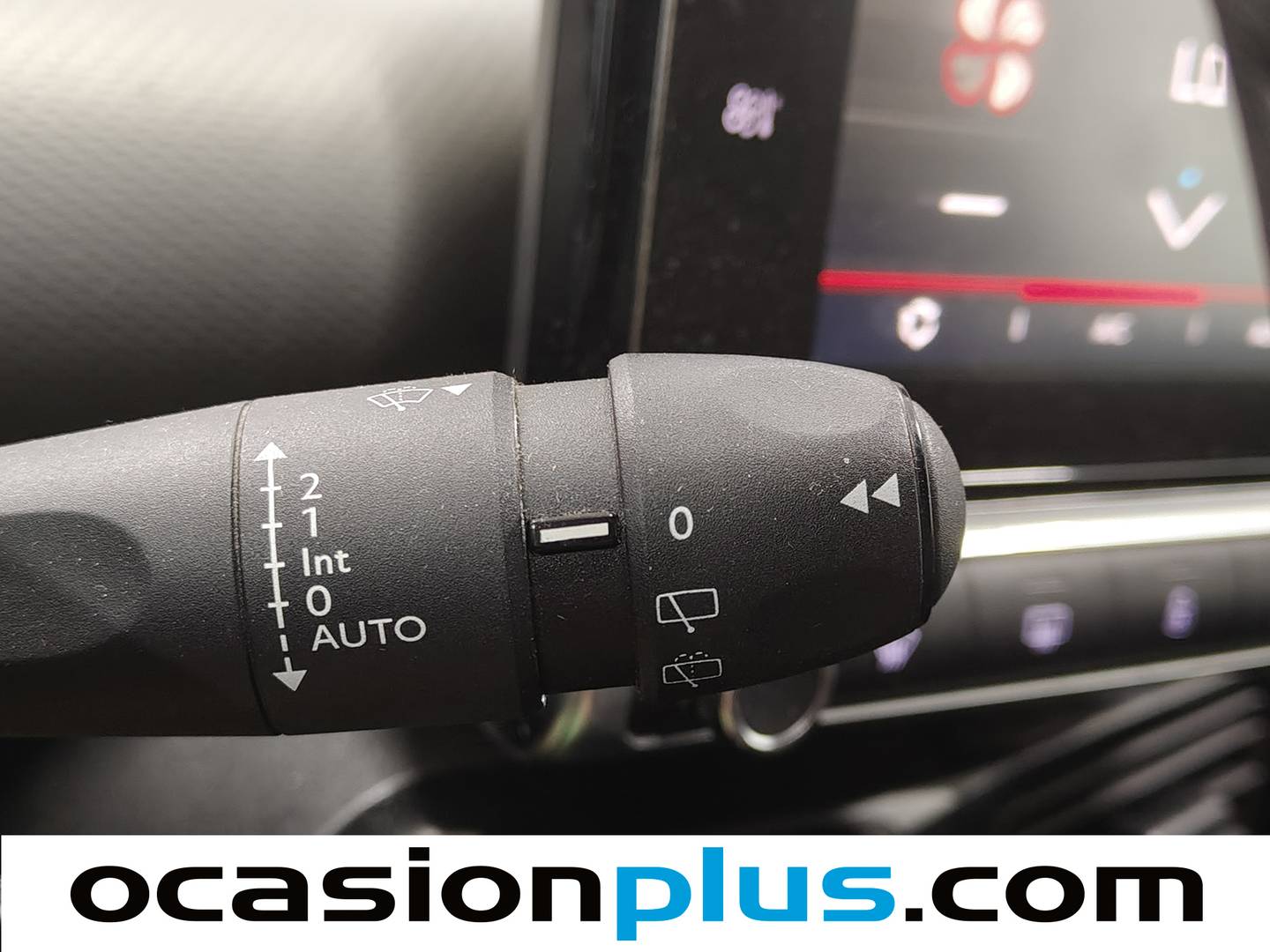 Equipamiento del Citroën C4 Cactus Citroën C4 Cactus BlueHDi 100 S&S Business (99 CV)