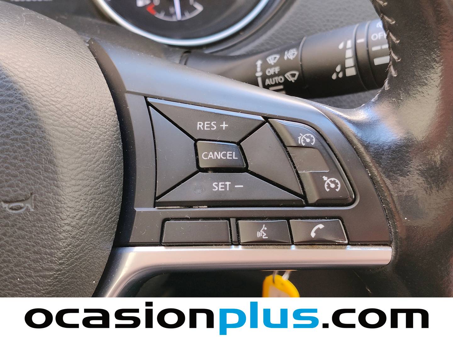 Extras del Nissan QASHQAI Nissan Qashqai DIG-T 140 Tekna 4x2 (140 CV)