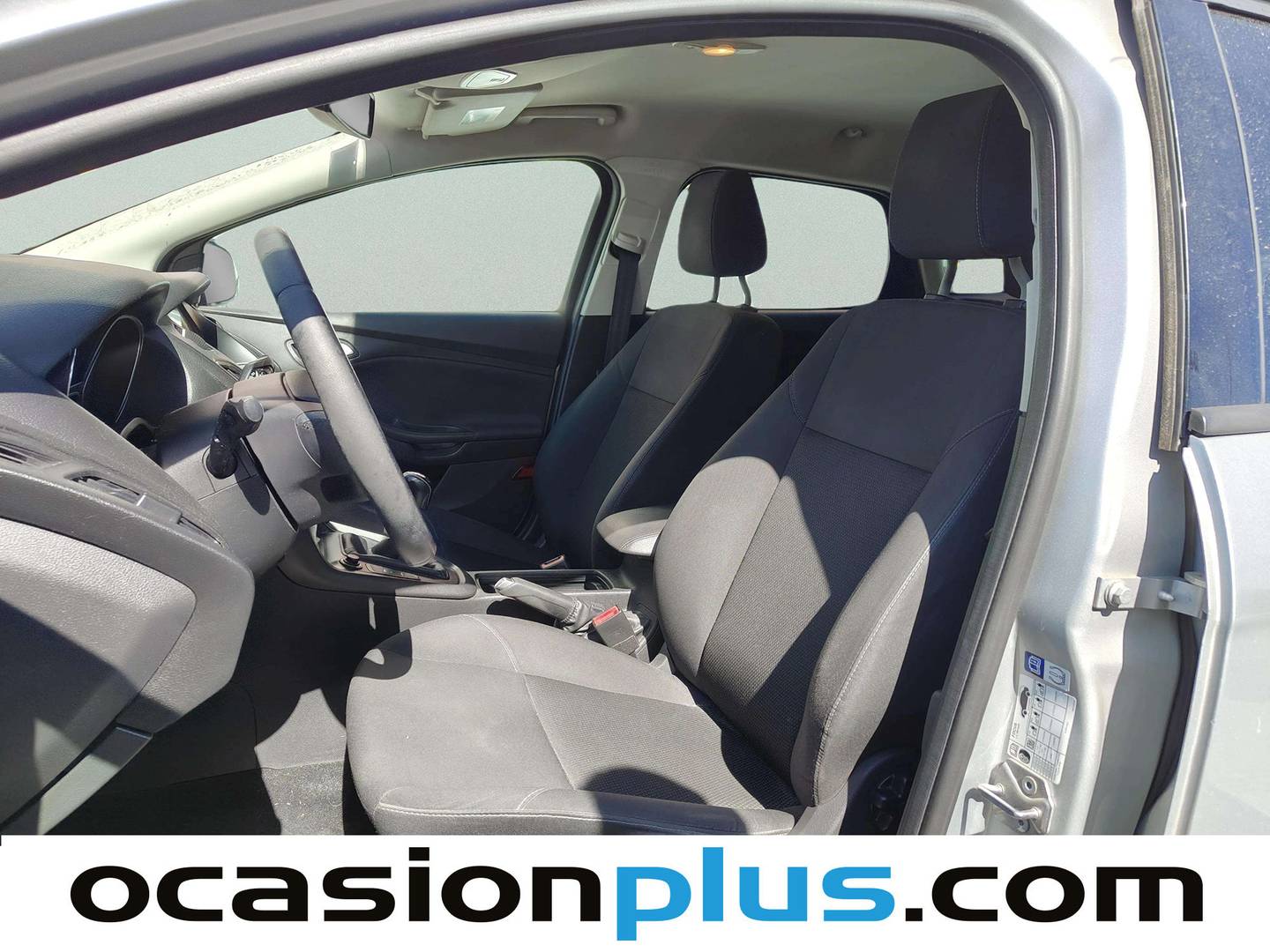 Foto asientos delanteros Ford Focus Ford Focus SportBreak 1.0 Ecoboost Business (125 CV)