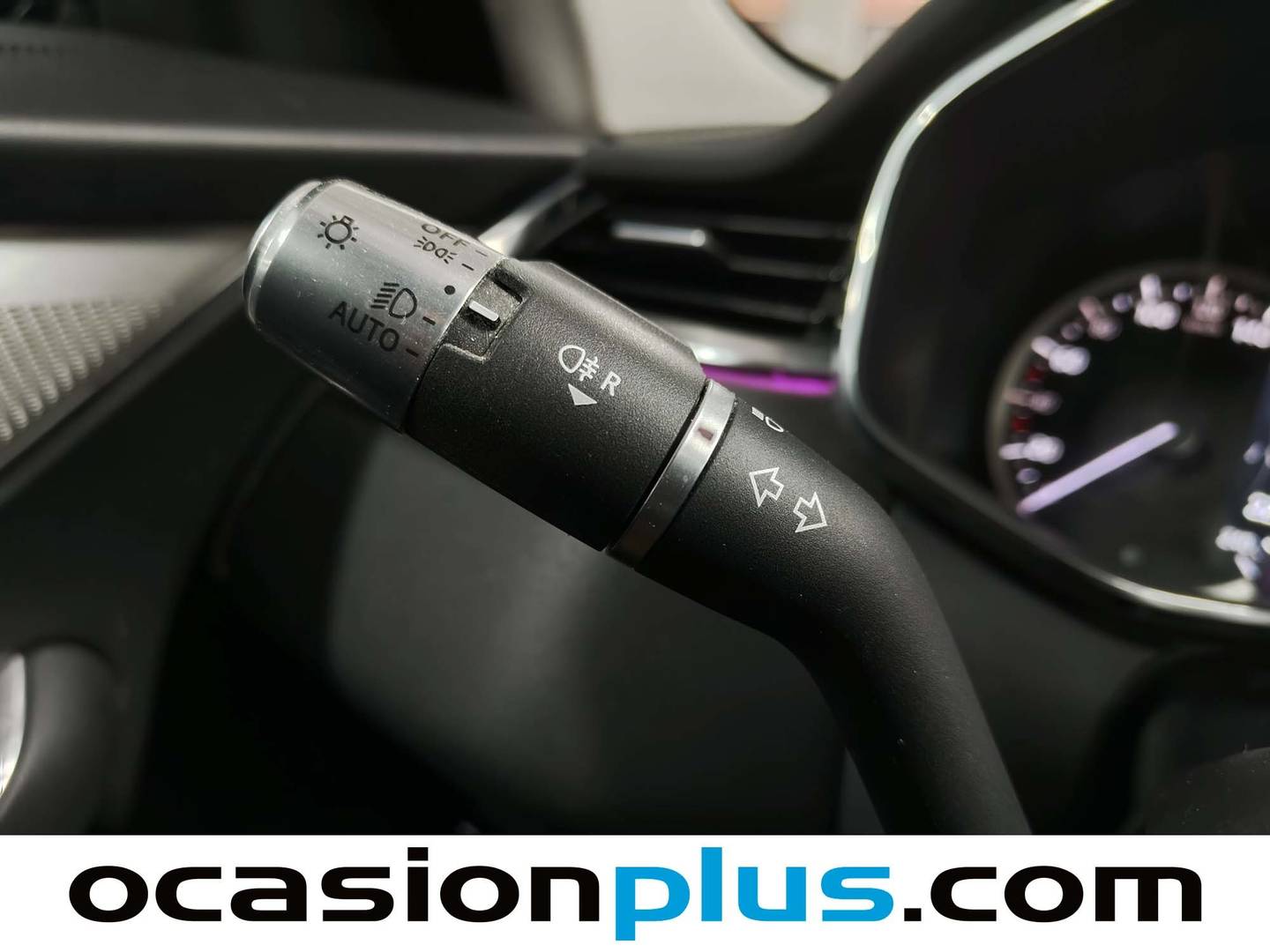 Foto Jaguar F-Pace Jaguar F-PACE 2.0D I4 MHEV Standard S AWD Auto  (204 CV)