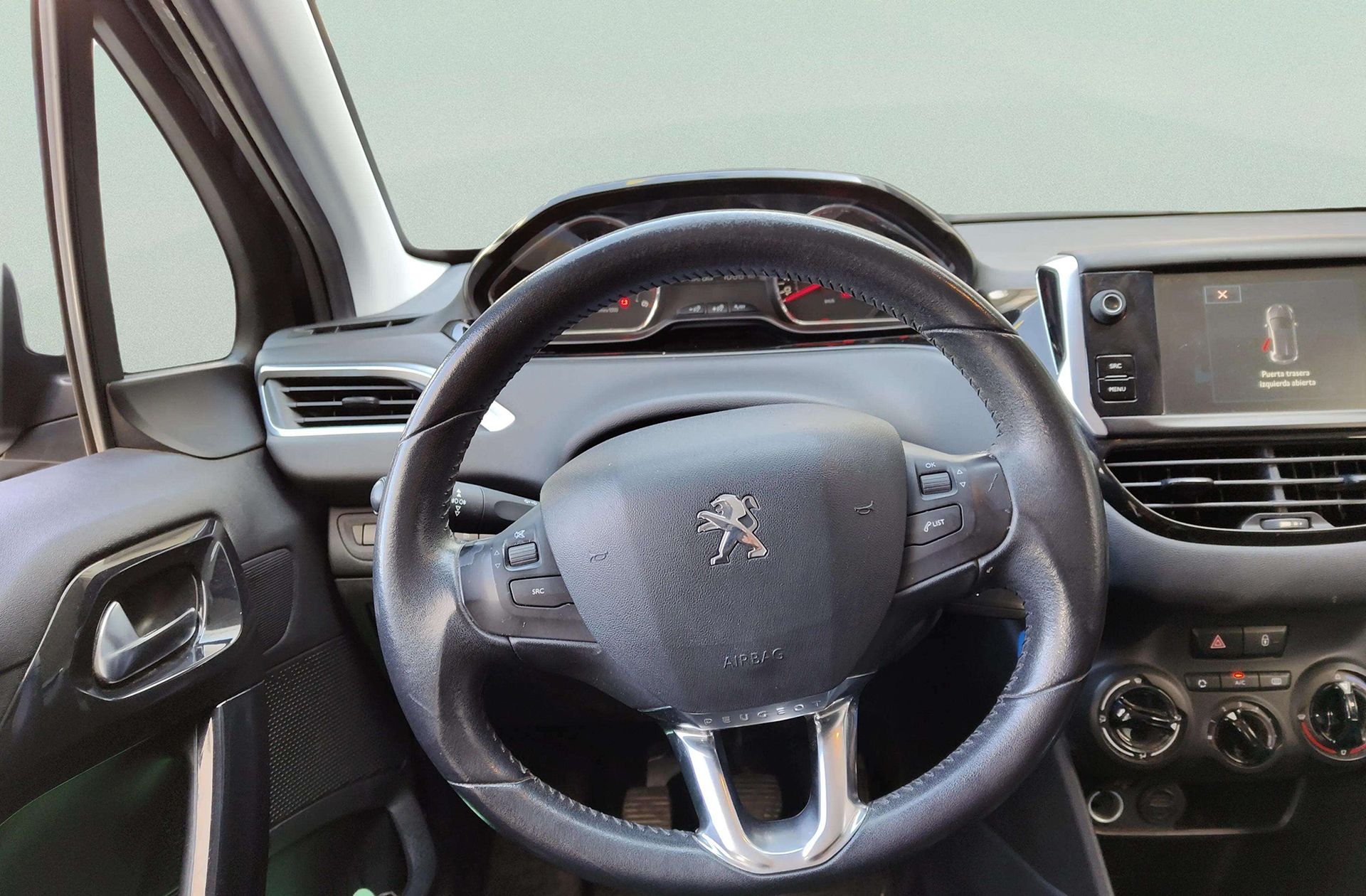 Peugeot 208 HDi 68 Style - foto 20