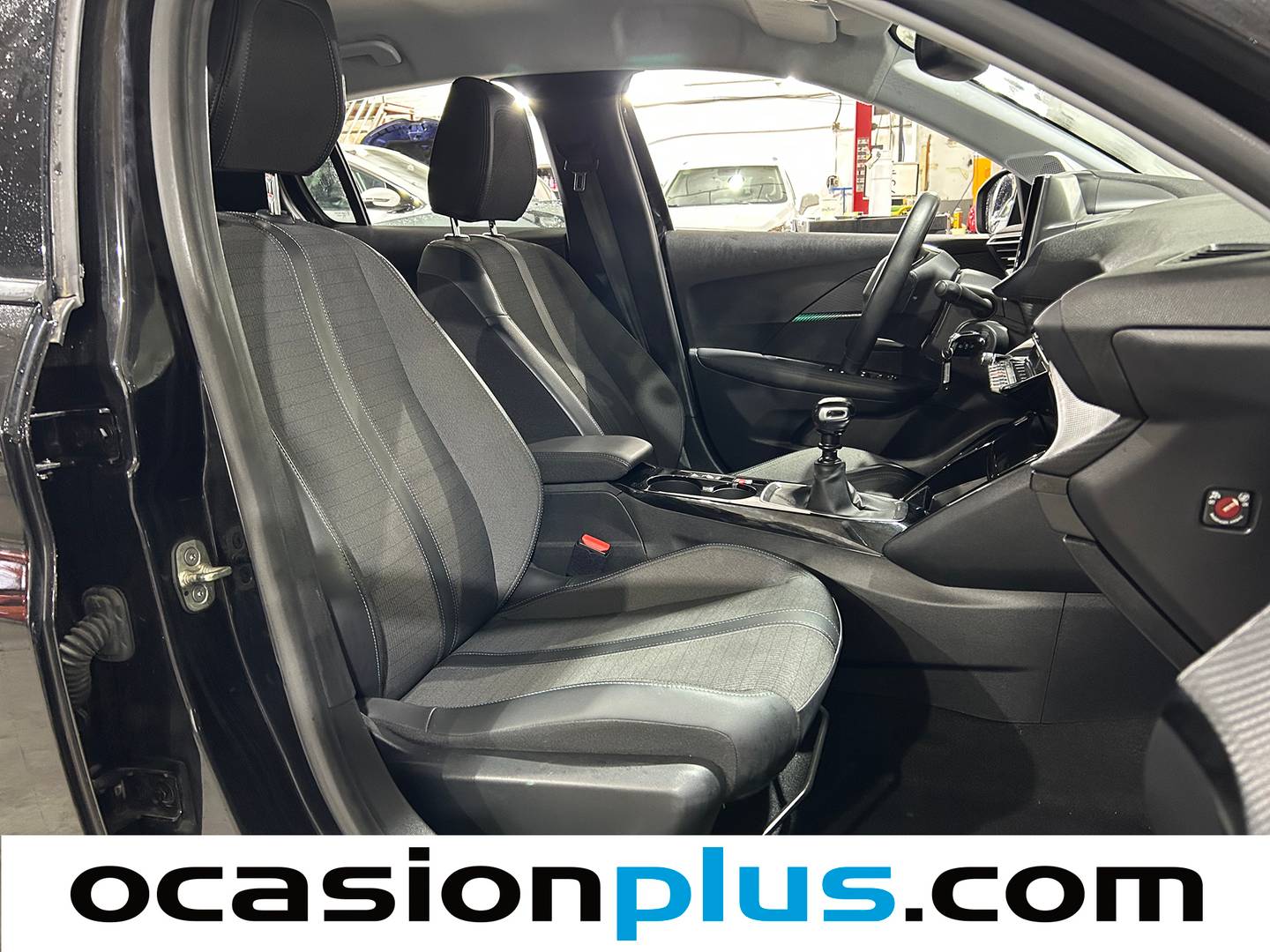 Foto Peugeot 208 Peugeot 208 PureTech 100 Allure (100 CV)