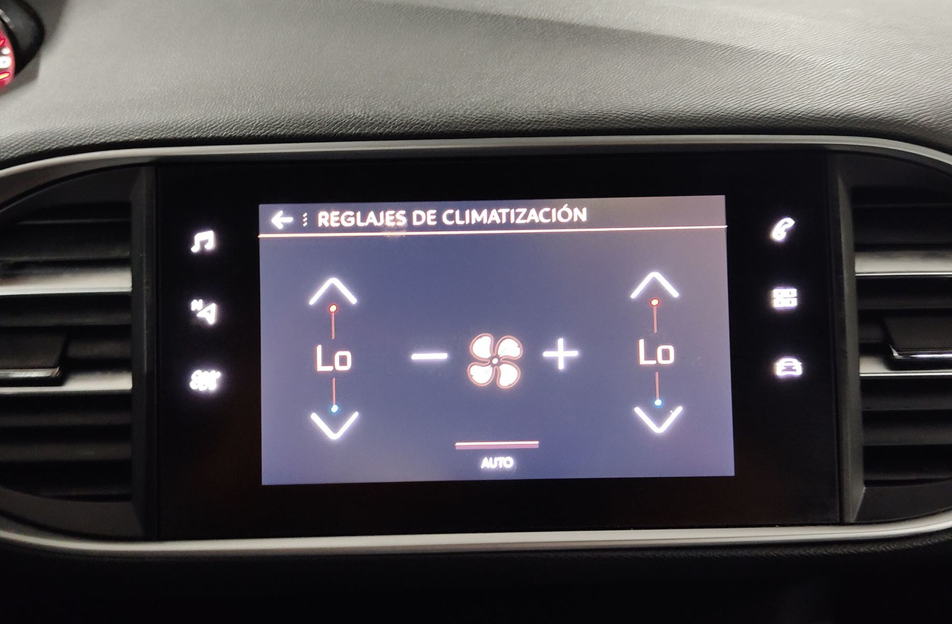 Peugeot 308 BlueHDi 130 Style - foto 25