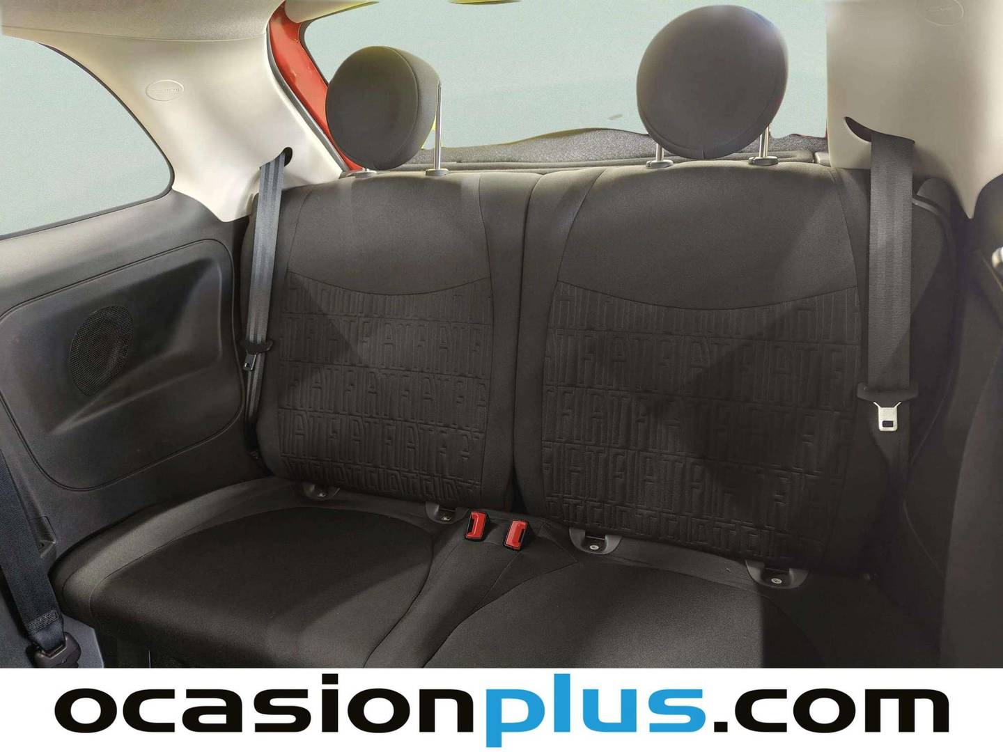 Foto asientos traseros Fiat 500 Fiat 500 1.0 Hybrid Dolcevita (70 CV)