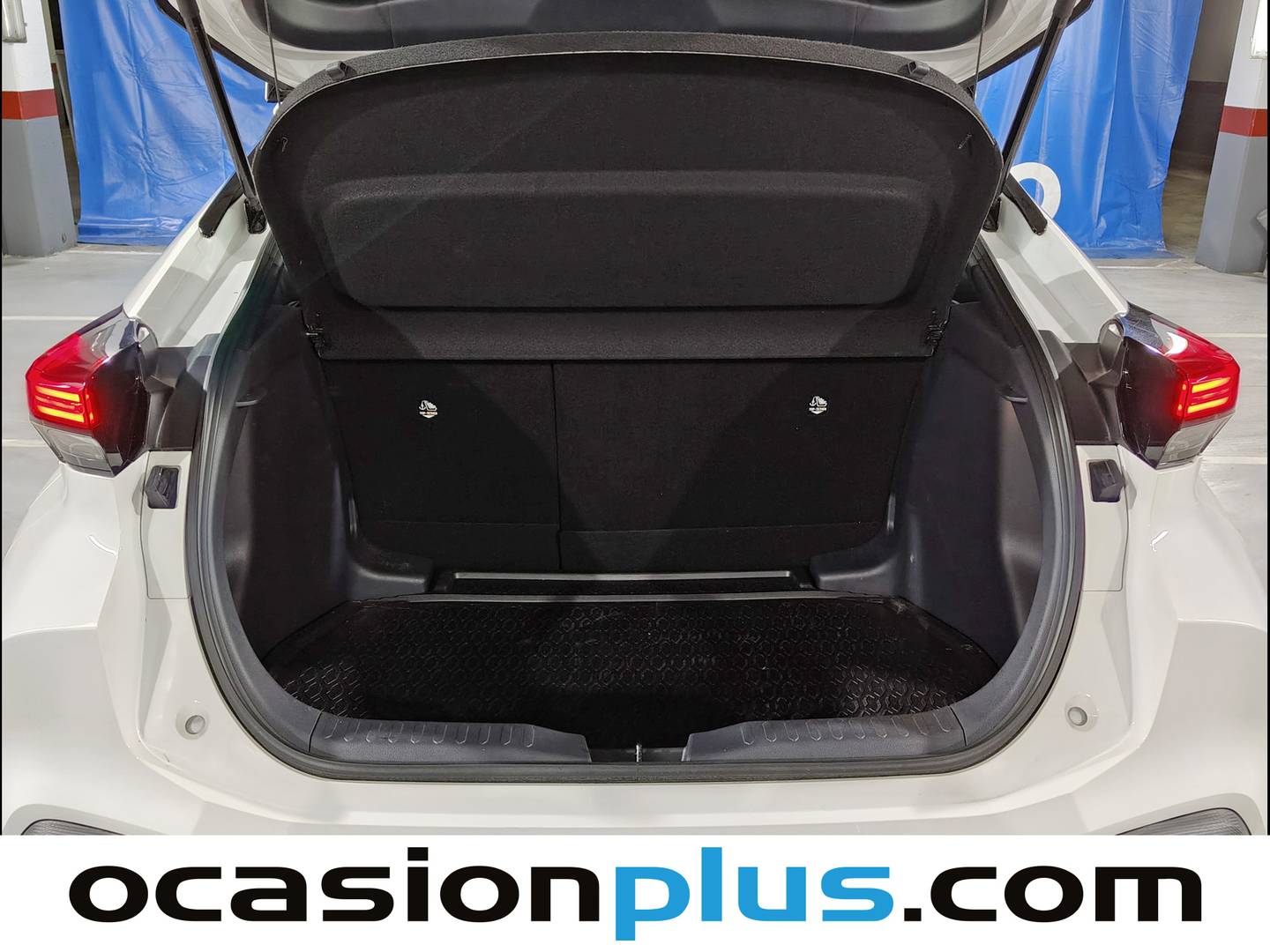 Foto Toyota C-HR Toyota C-HR 1.8 140H Active (140 CV)