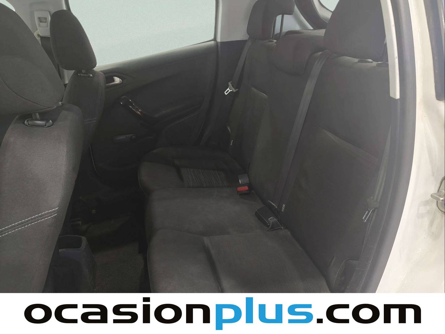 Foto asientos traseros Peugeot 208 Peugeot 208 1.4 HDi Business Line (68 CV)