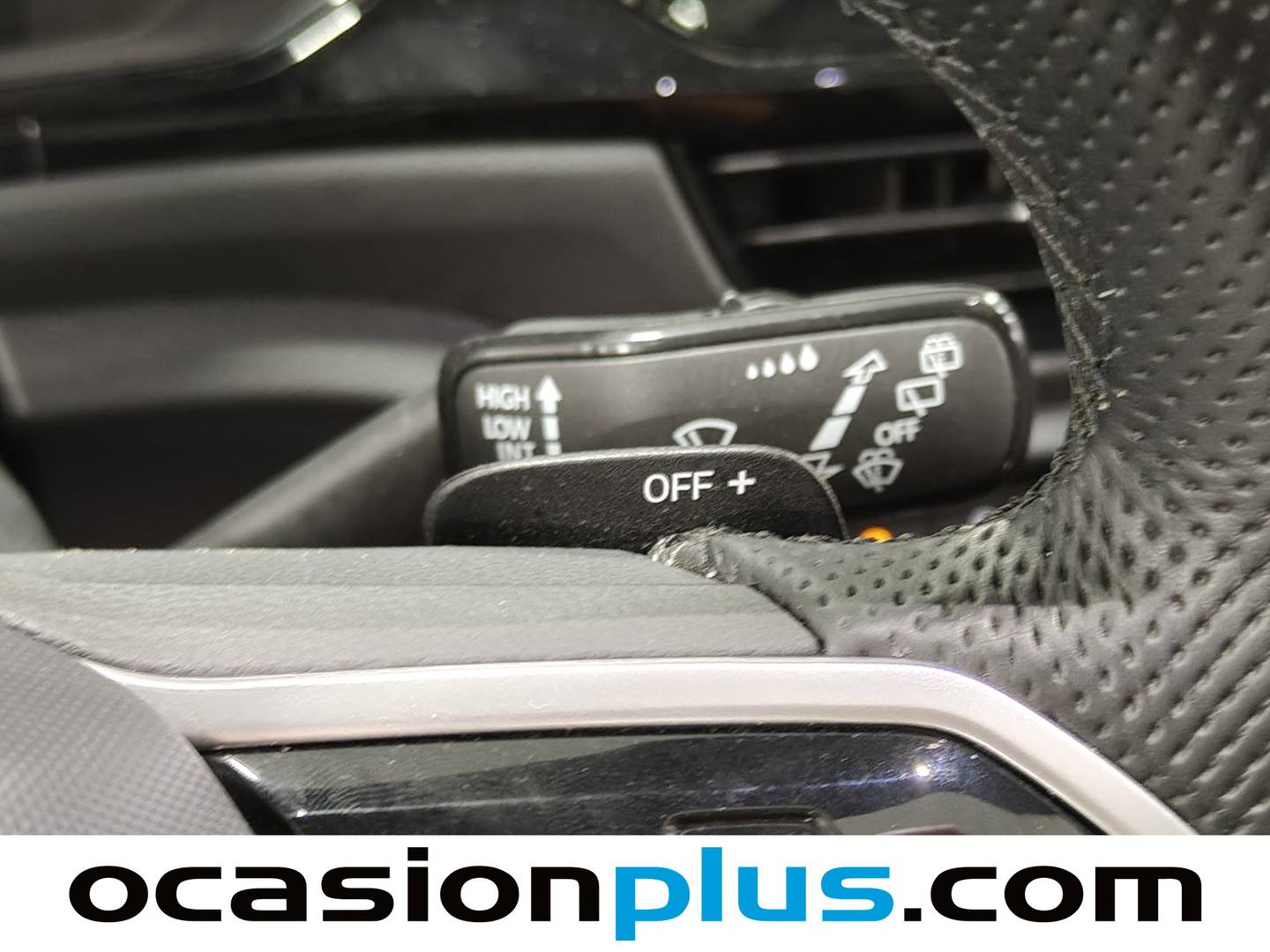 Volkswagen T-Roc Volkswagen T-Roc R-Line 1.5 TSI (150 CV) DSG seminuevo