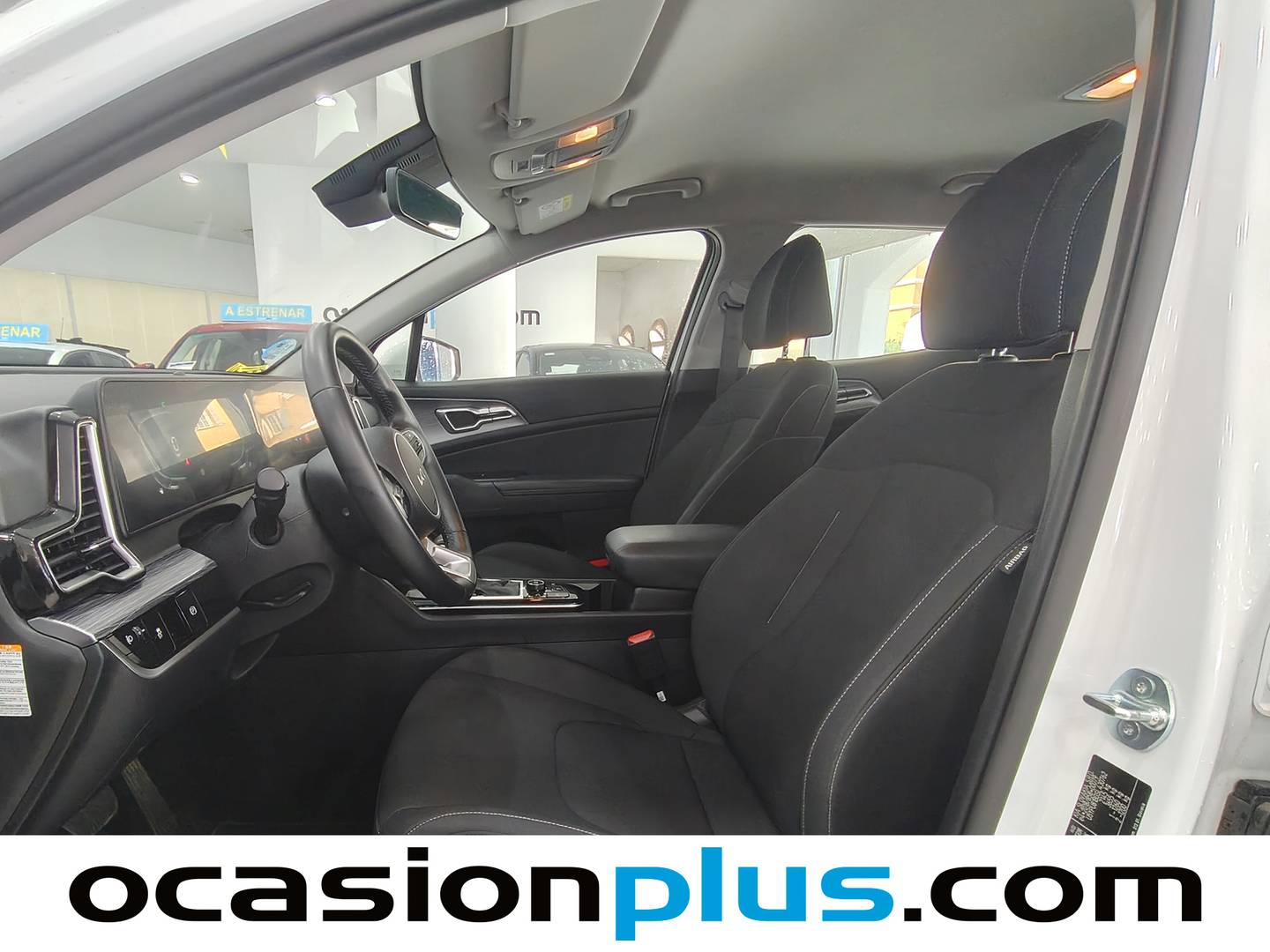Foto asientos delanteros KIA Sportage KIA Sportage 1.6 T-GDi MHEV Business 4x2 DCT (160 CV)