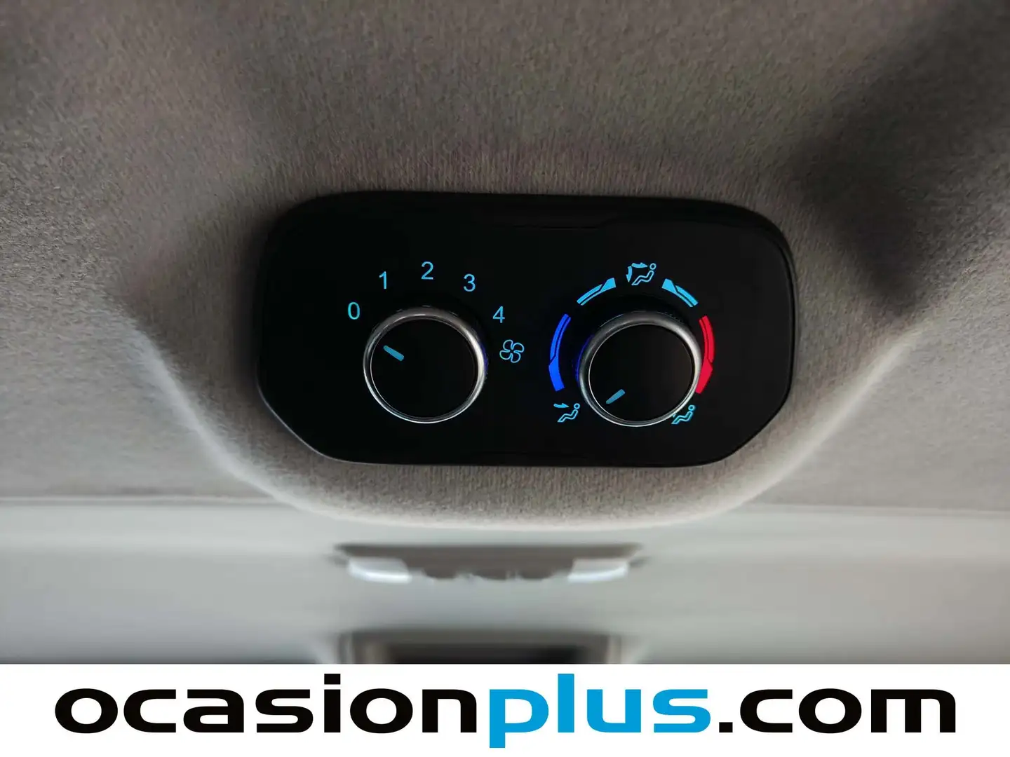 Foto Ford Transit Custom Ford Transit Custom 2.0 TDCI MHEV 320 L1 Trend  9 Plazas  (150 CV)