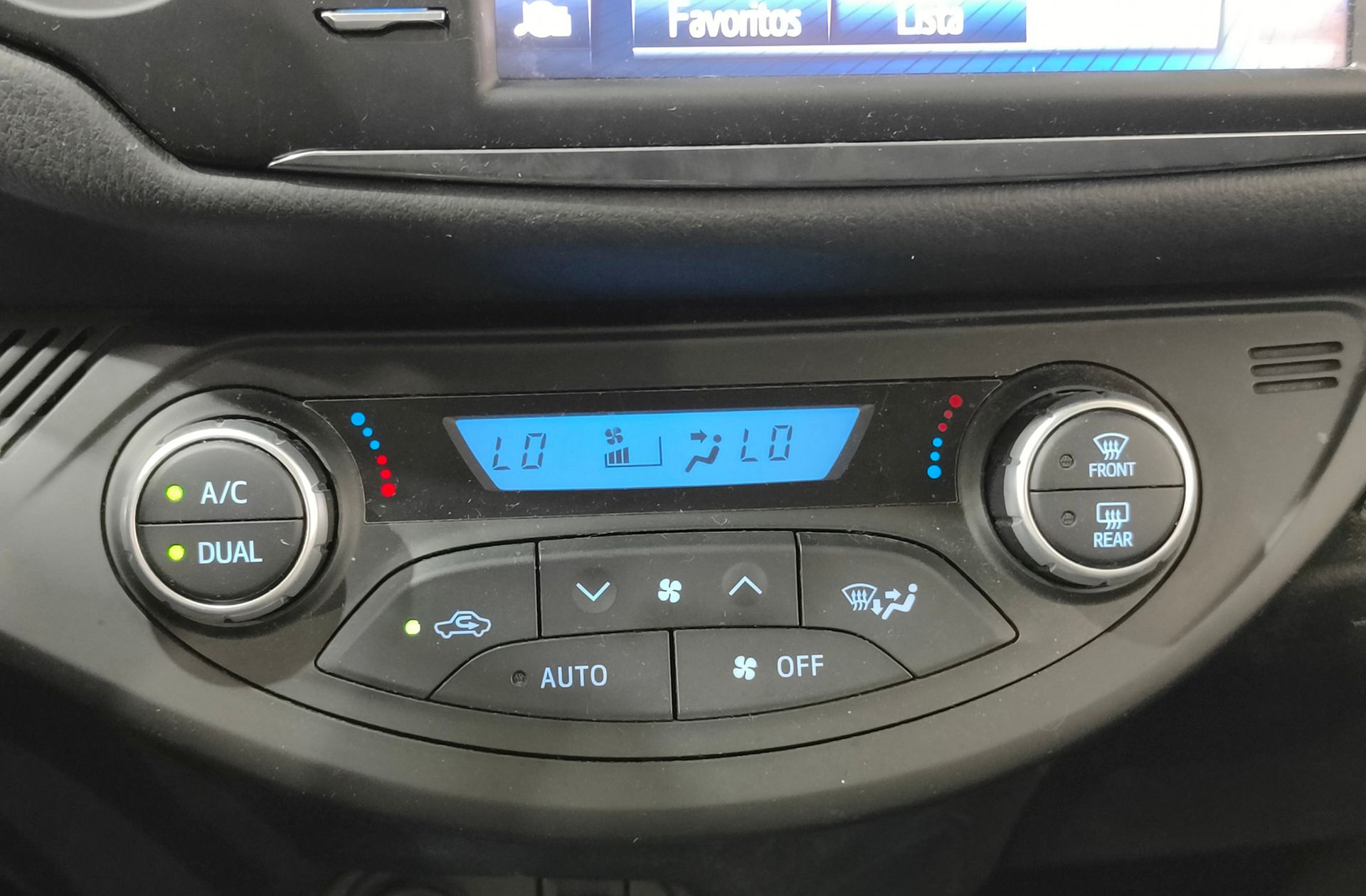 Toyota Yaris 1.5 Hybrid Feel - foto 29