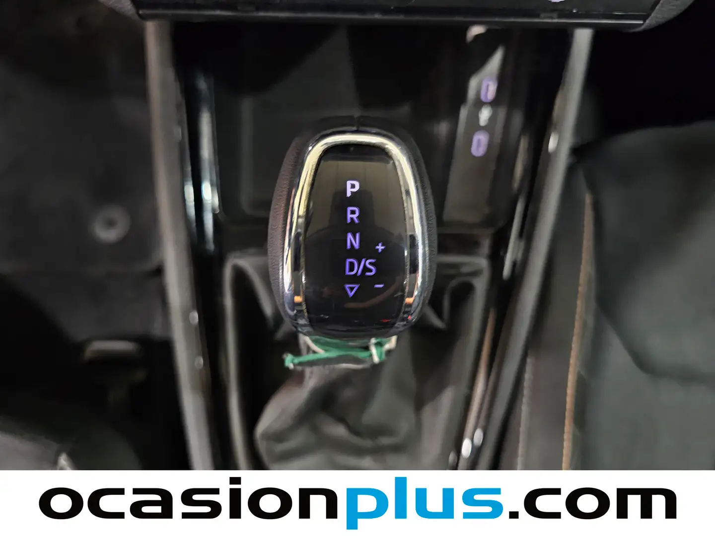 Foto Skoda Kamiq Skoda Kamiq 1.0 TSI Emotion DSG (110 CV)